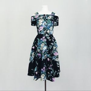 Vintage Off-Shoulder Botanical Midi Dress in Black | Size S/M